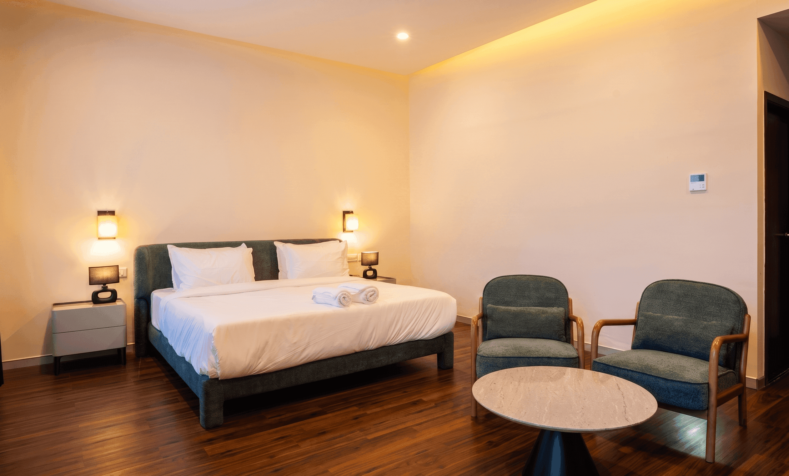 Refined Premium Retreat